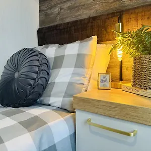  Holiday home The Hideaway United Kingdom